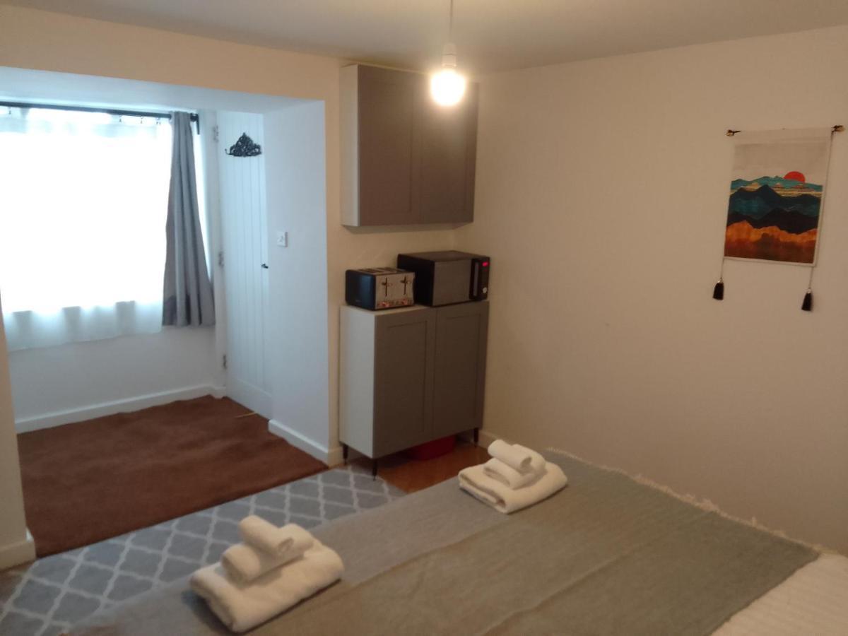 Beech House 20 Minute Walk To Airport Apartamento Bristol Exterior foto