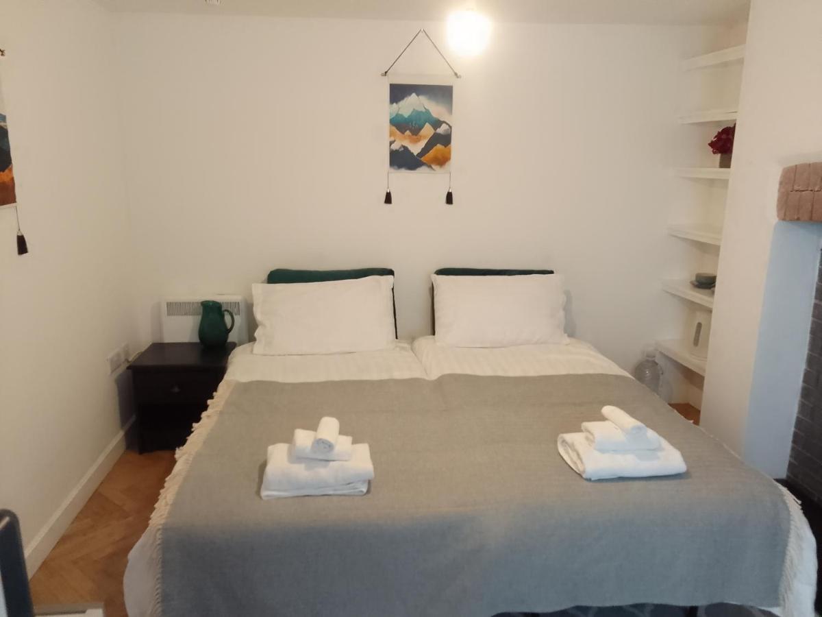 Beech House 20 Minute Walk To Airport Apartamento Bristol Exterior foto
