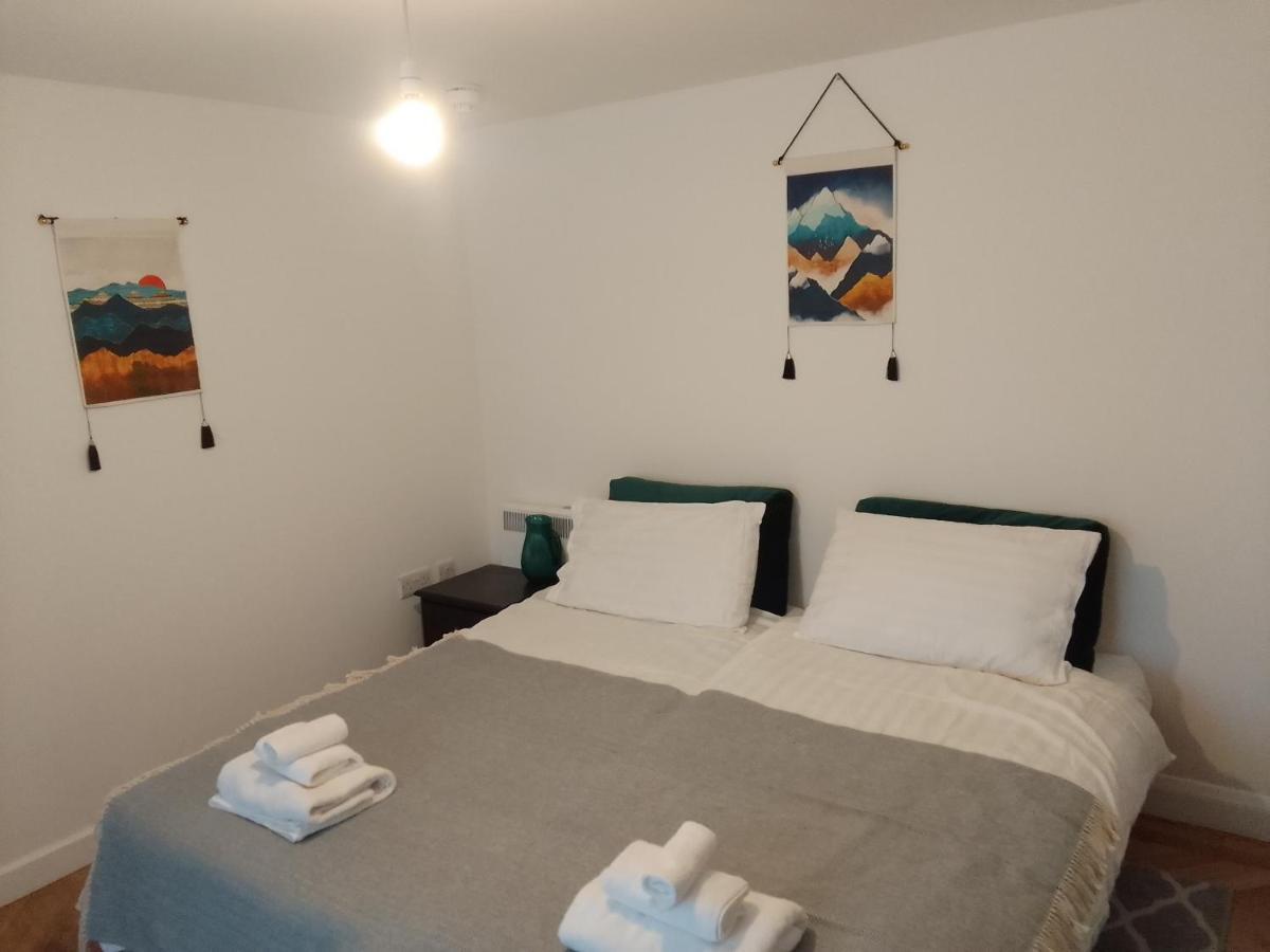 Beech House 20 Minute Walk To Airport Apartamento Bristol Exterior foto