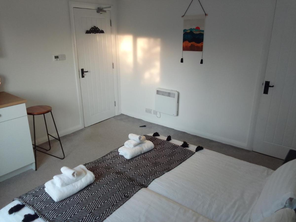 Beech House 20 Minute Walk To Airport Apartamento Bristol Exterior foto